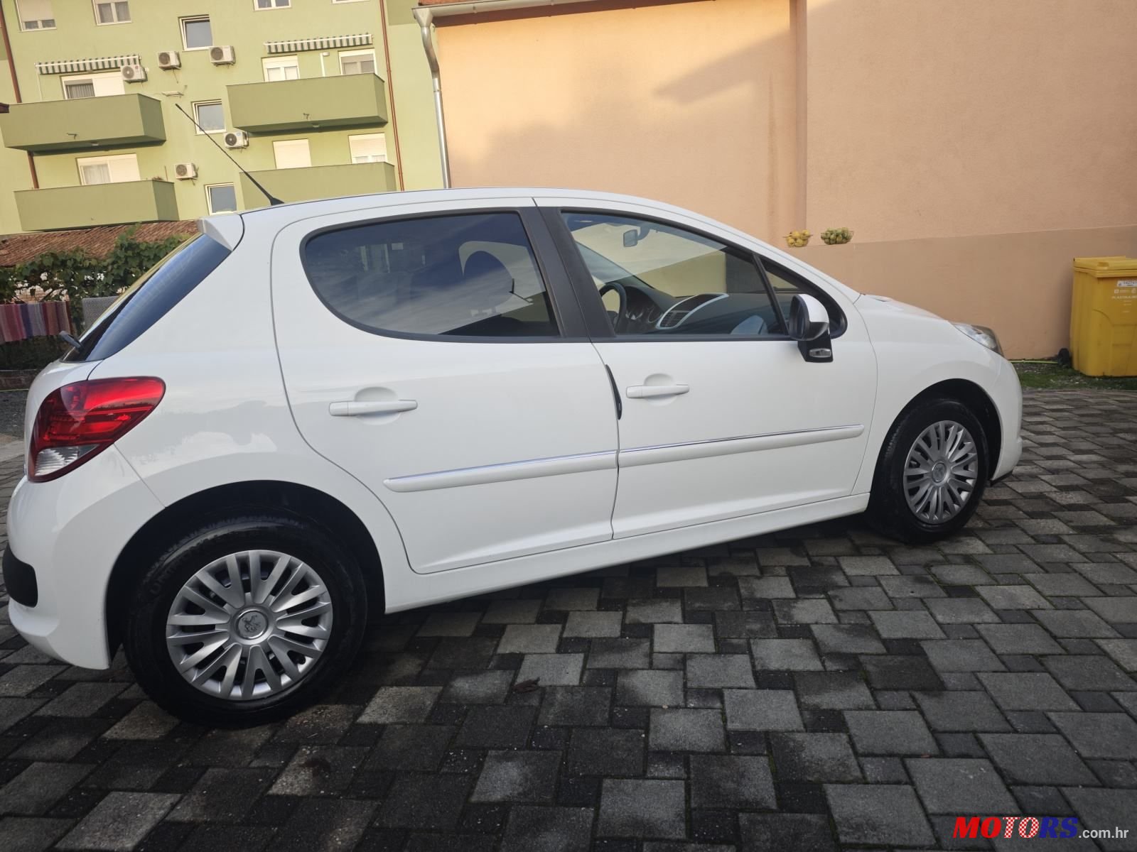 2012' Peugeot 207 1,4 Hdi photo #4