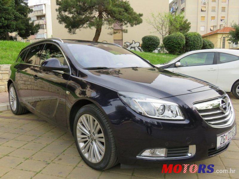 2013' Opel Insignia Karavan photo #1