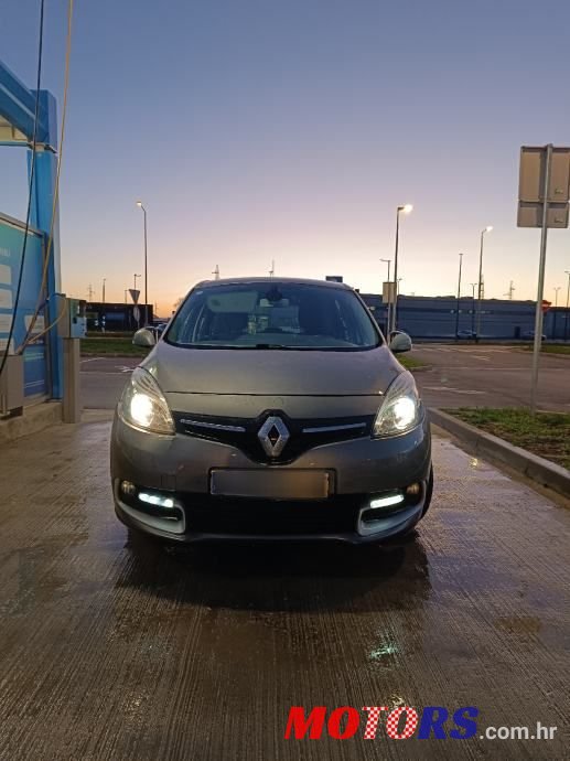 2013' Renault Scenic 1,5 Dci photo #4