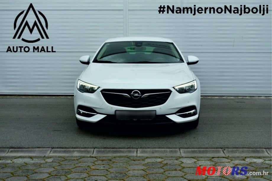 2018' Opel Insignia photo #1