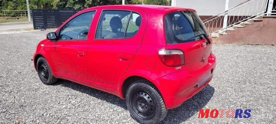 2002' Toyota Yaris 1,0 Vvt-I photo #3