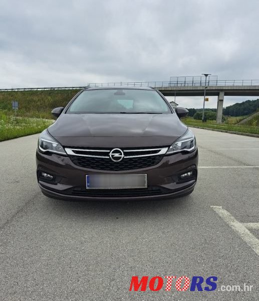 2018' Opel Astra 1.6 Cdti photo #2