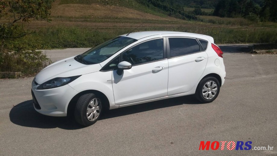 2009' Ford Fiesta photo #1