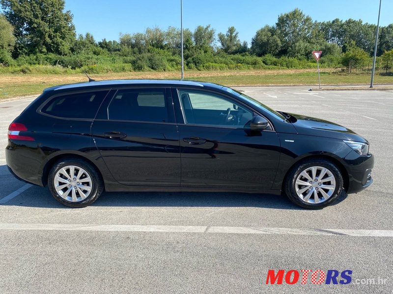 2019' Peugeot 308 Sw photo #3