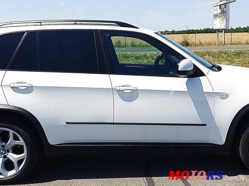 2010' BMW X5 Xdrive30D photo #6