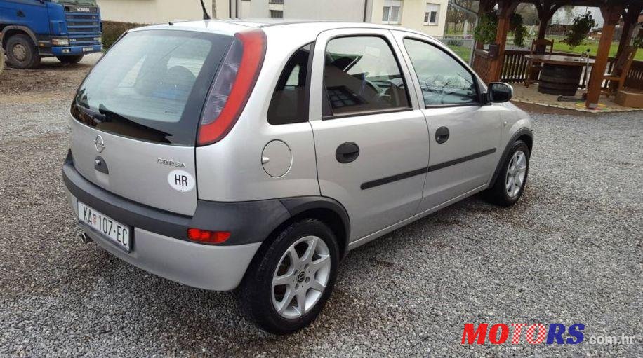 2001' Opel Corsa 1,0 I 12V photo #1