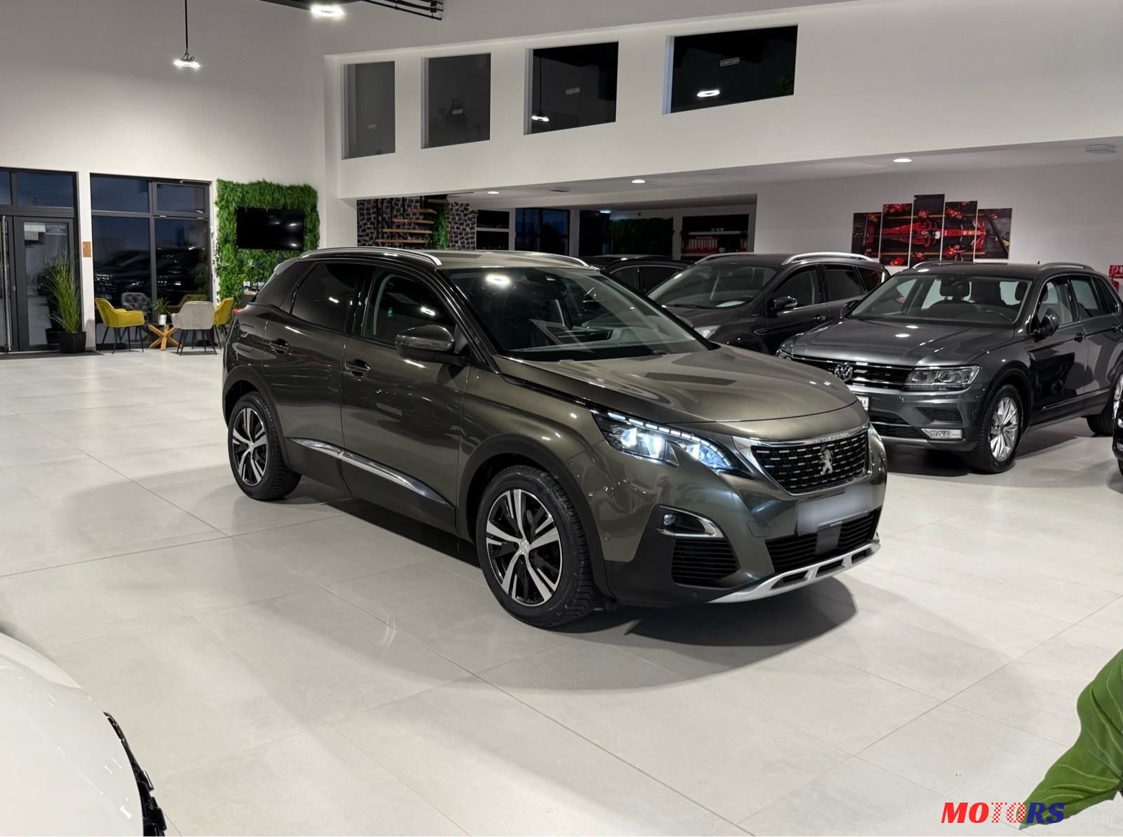 2020' Peugeot 3008 1,5 Bluehdi photo #3