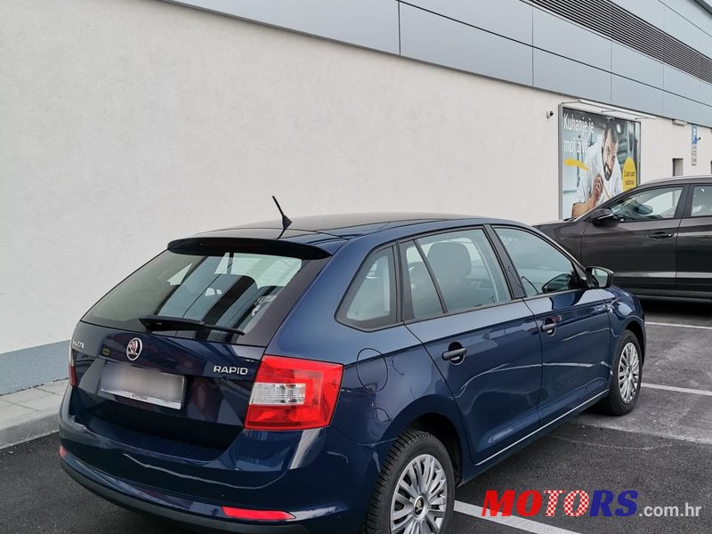 2015' Skoda Rapid 1,6 Tdi photo #6