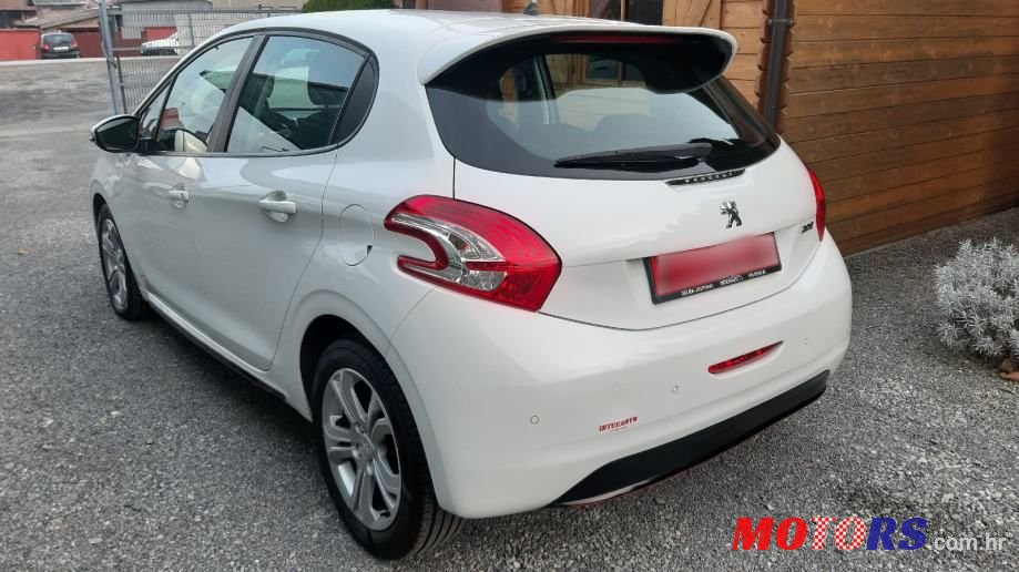 2013' Peugeot 208 1,2 Vti photo #4