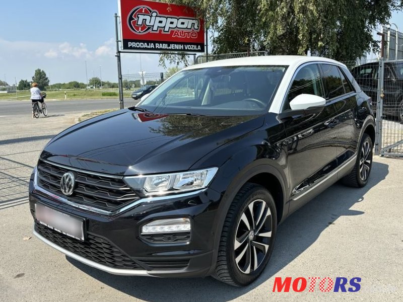 2019' Volkswagen T-Roc 1,6 Tdi photo #1