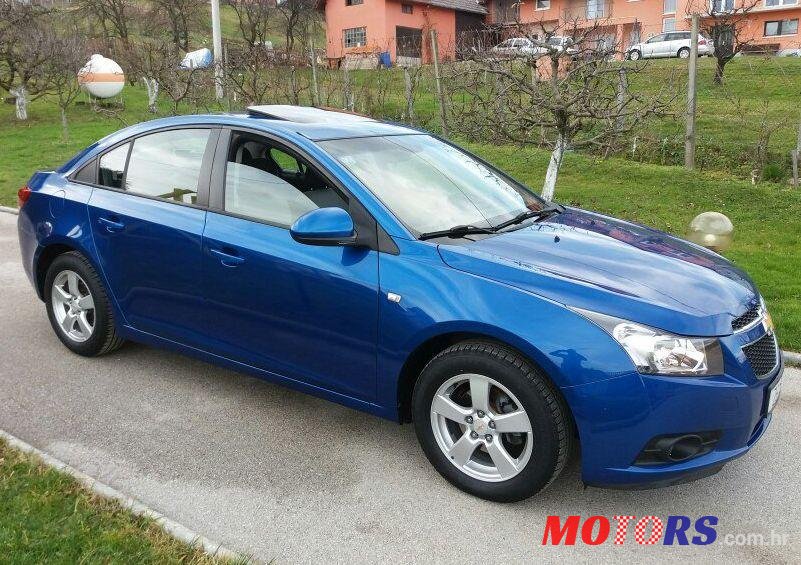 2011' Chevrolet Cruze 1,6 16V Lt photo #1