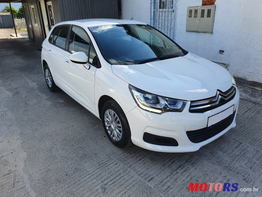 2015' Citroen C4 photo #2