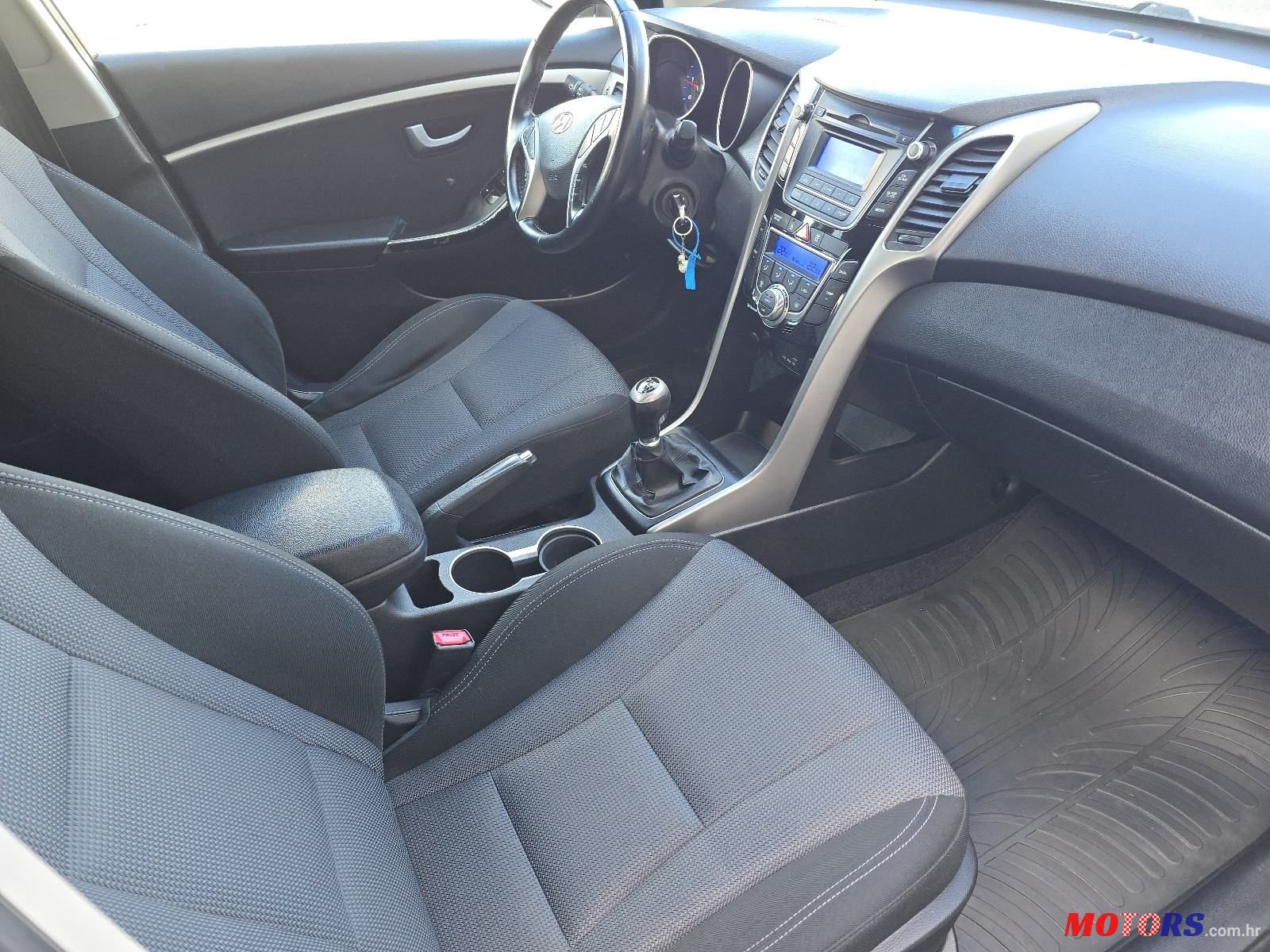 2014' Hyundai i30 Cw 1,6 Crdi photo #4