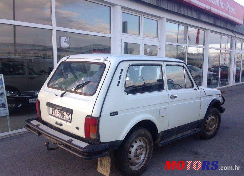 1998' Lada Niva 1700 photo #2