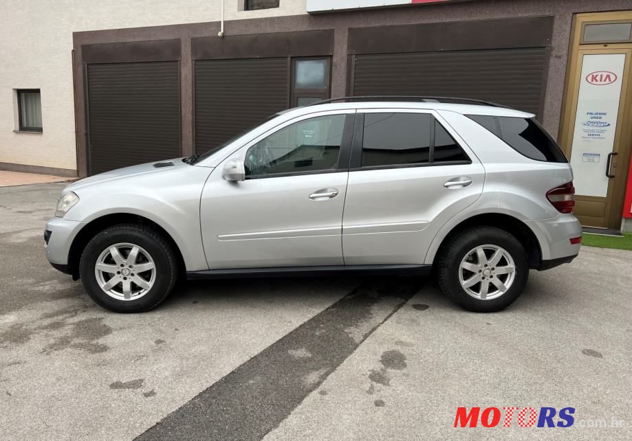2008' Mercedes-Benz Ml 320 Cdi photo #4