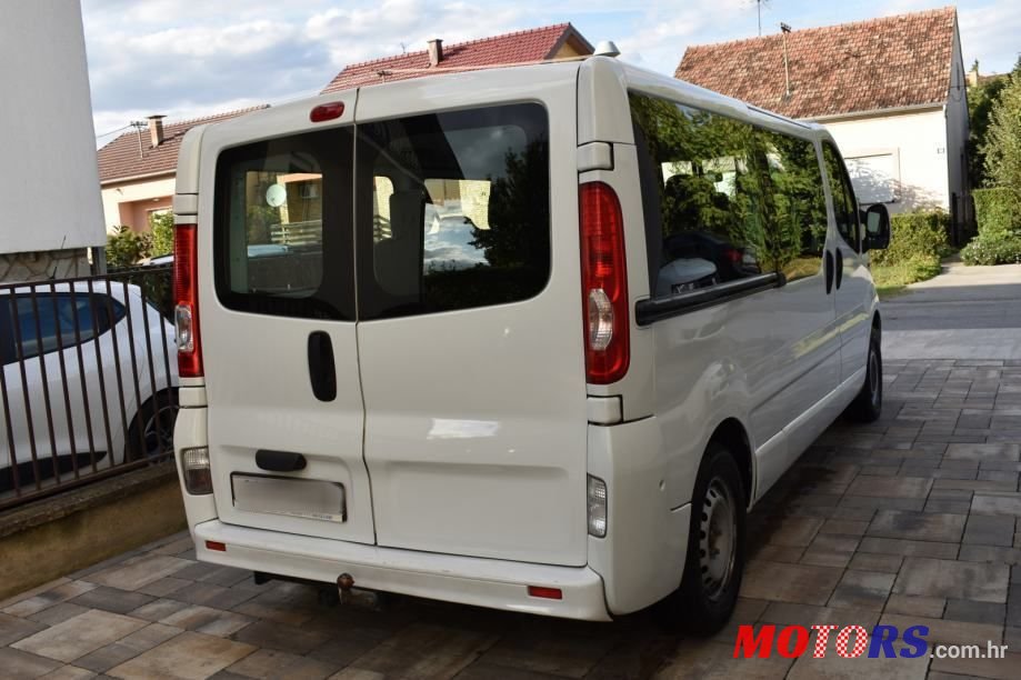 2010' Opel Vivaro 2,0 2,9 T photo #4
