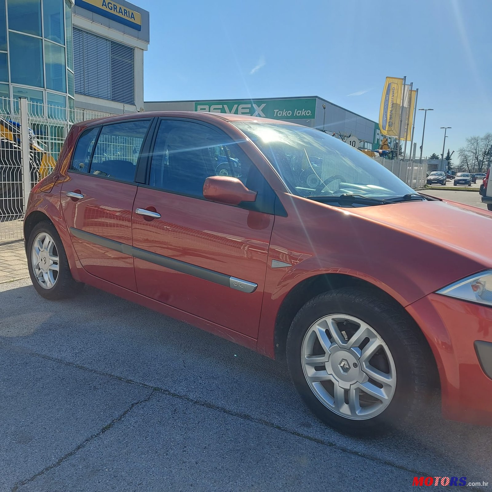 2005' Renault Megane Dci photo #1