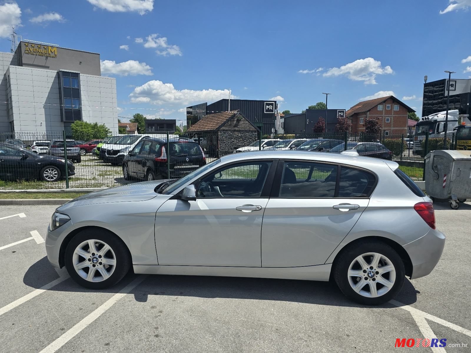 2015' BMW Serija 1 118D photo #2