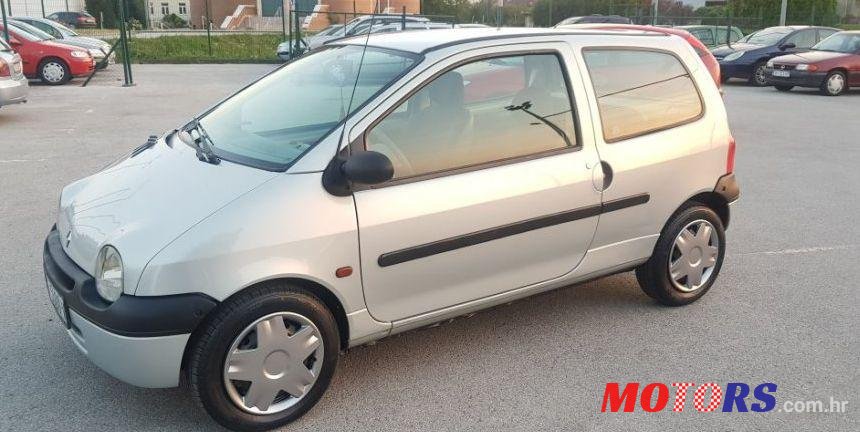 2002' Renault Twingo 1,2 photo #1