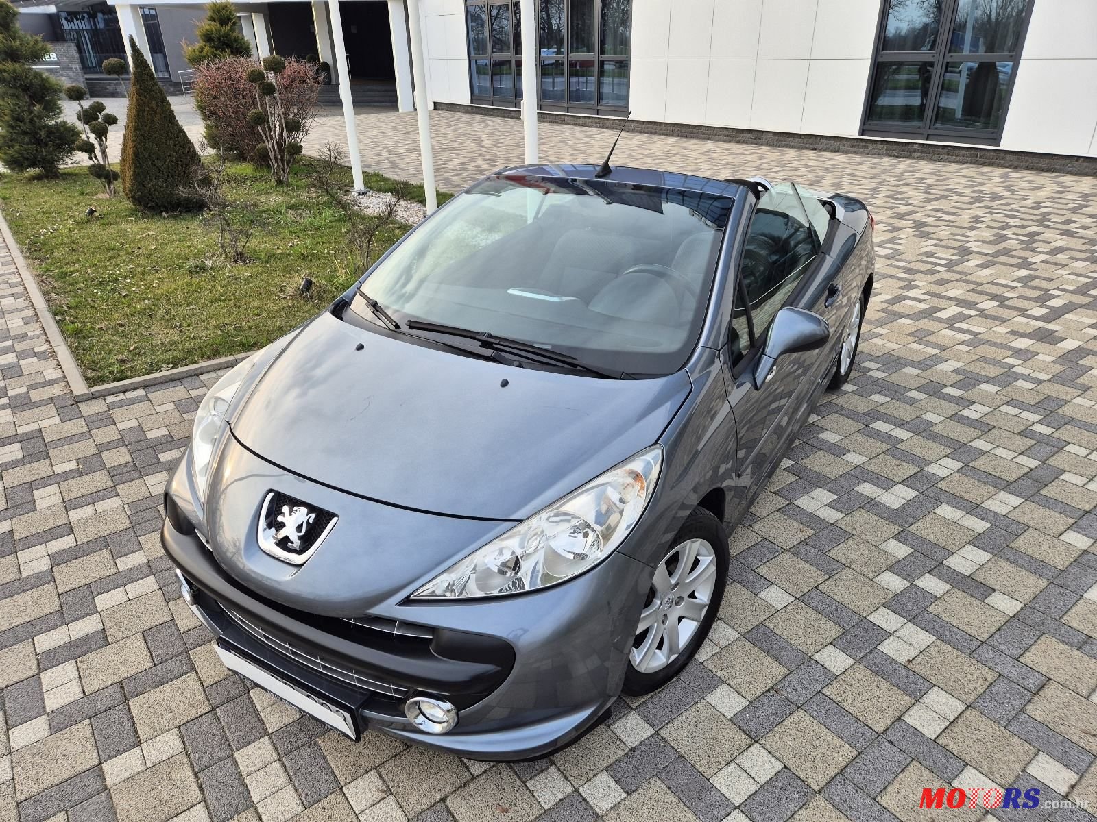 2010' Peugeot 207 Cc Sport 1,6 Vti photo #1