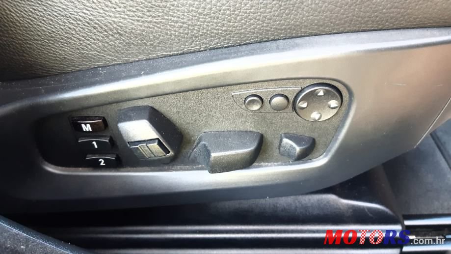 2008' BMW Serija 5 520D photo #5