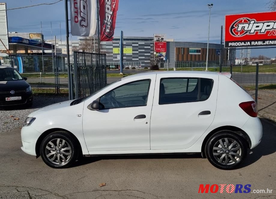 2013' Dacia Sandero 1,2 16V photo #3