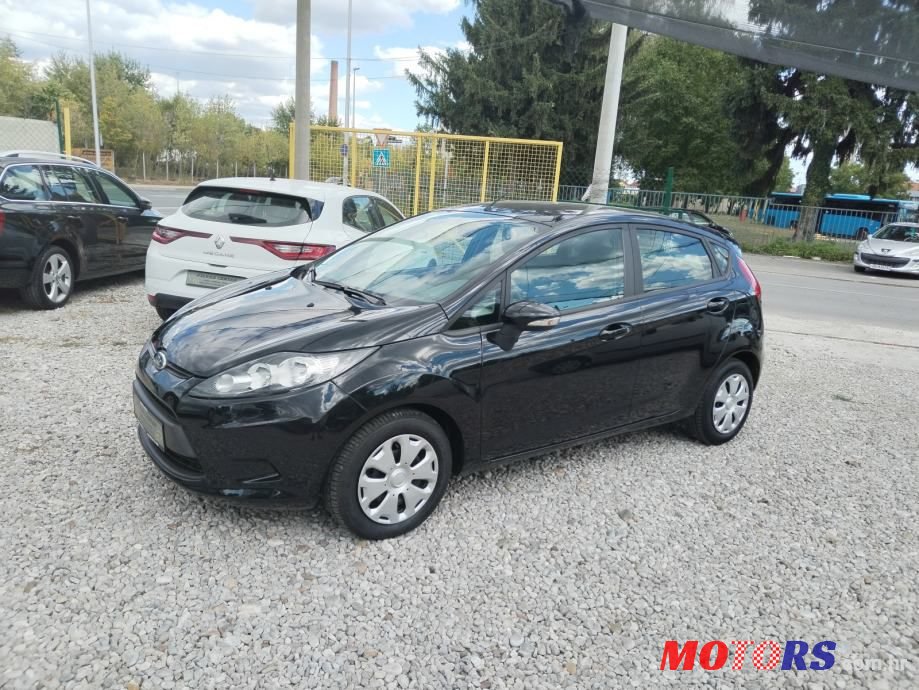 2010' Ford Fiesta 1,6 photo #2