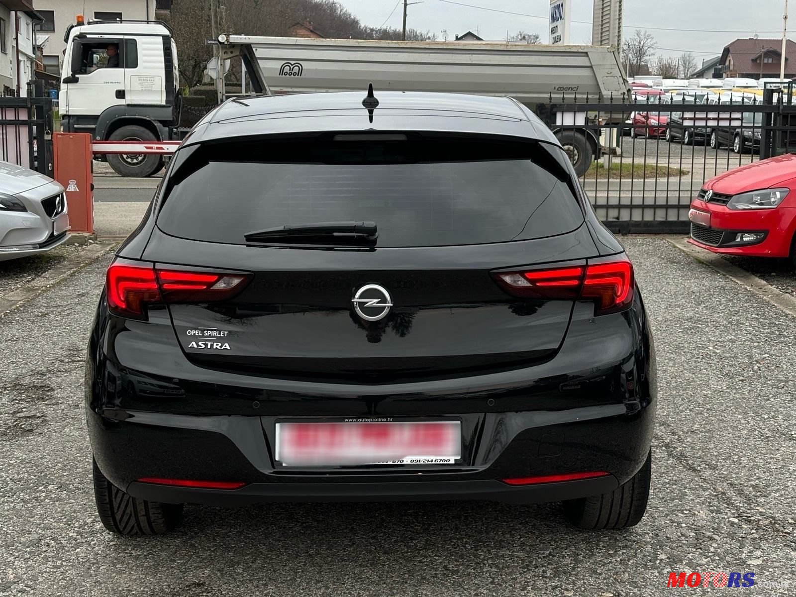 2020' Opel Astra 1,5 D photo #3