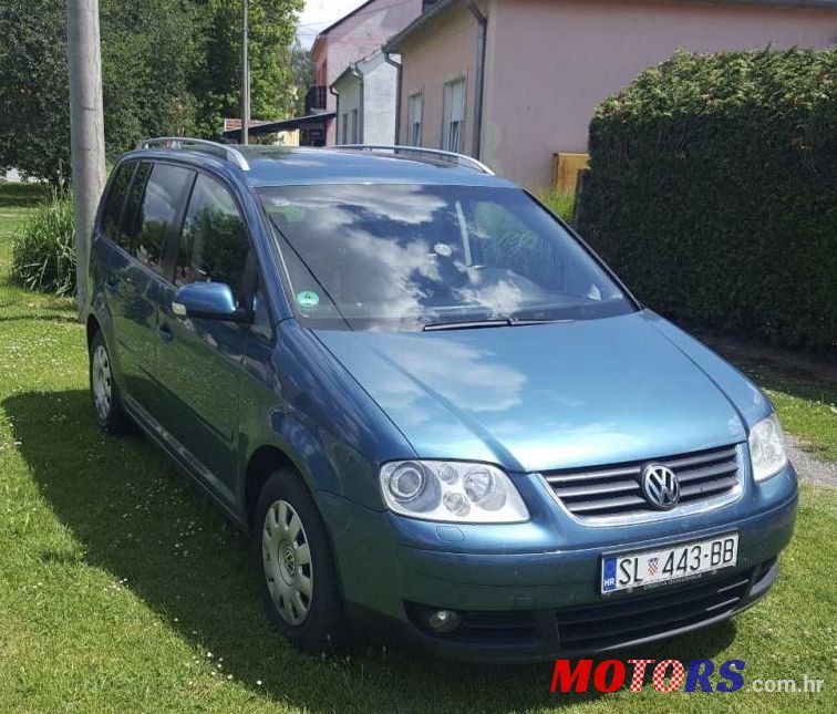 2004' Volkswagen Touran 2,0 Tdi photo #1