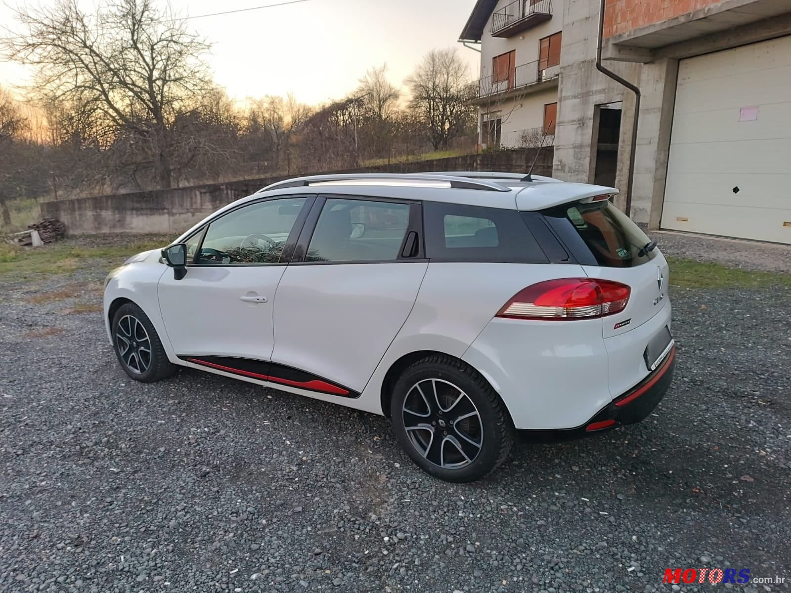 2014' Renault Clio Dci 90 photo #5