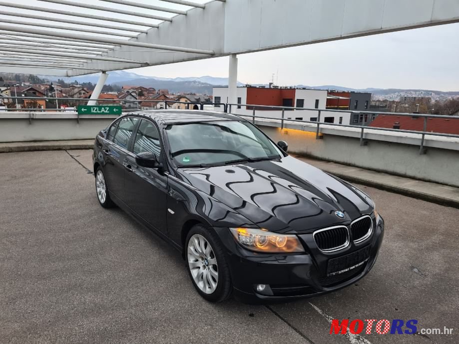 2010' BMW Serija 3 320D photo #5