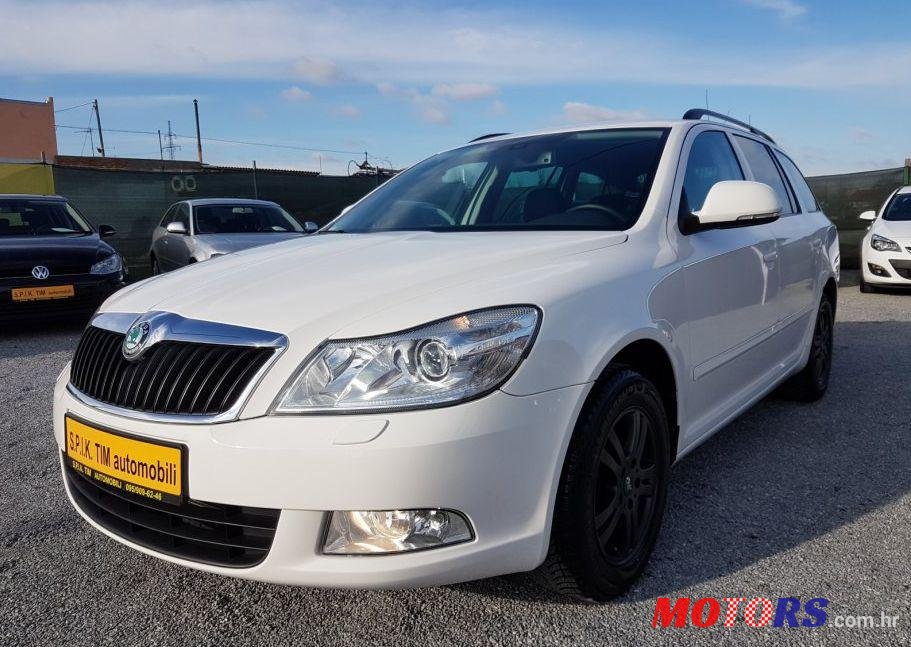2012' Skoda Octavia Combi 1,6 Tdi photo #1