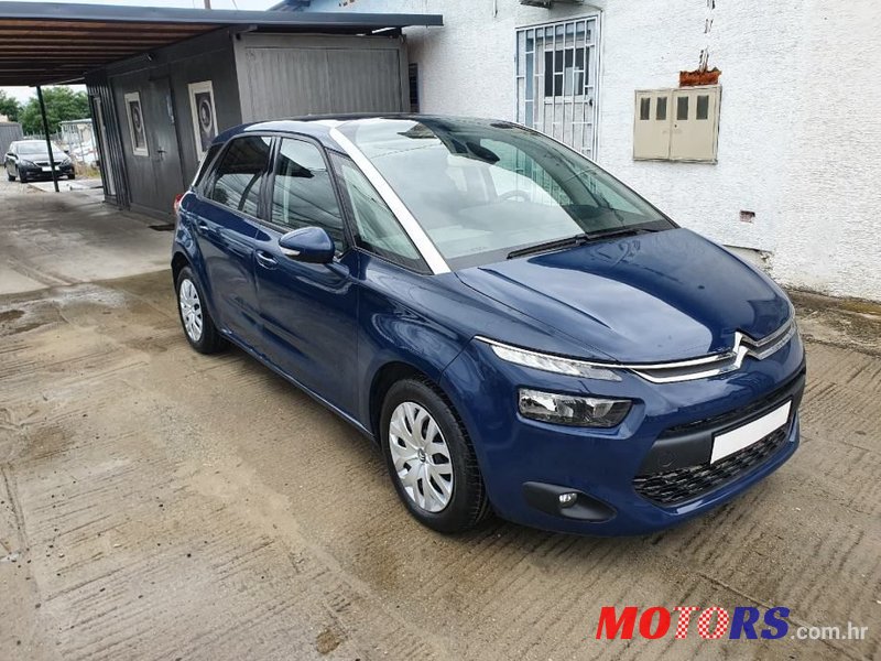 2015' Citroen C4 Picasso photo #3