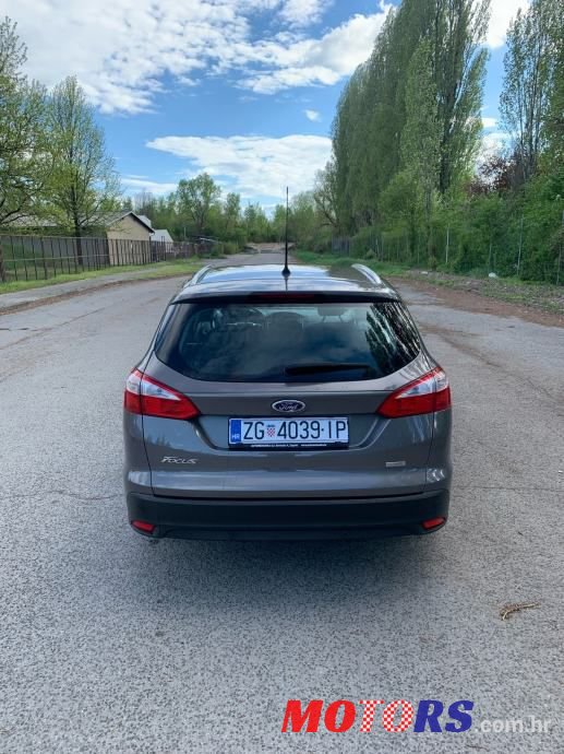 2012' Ford Focus Karavan photo #6