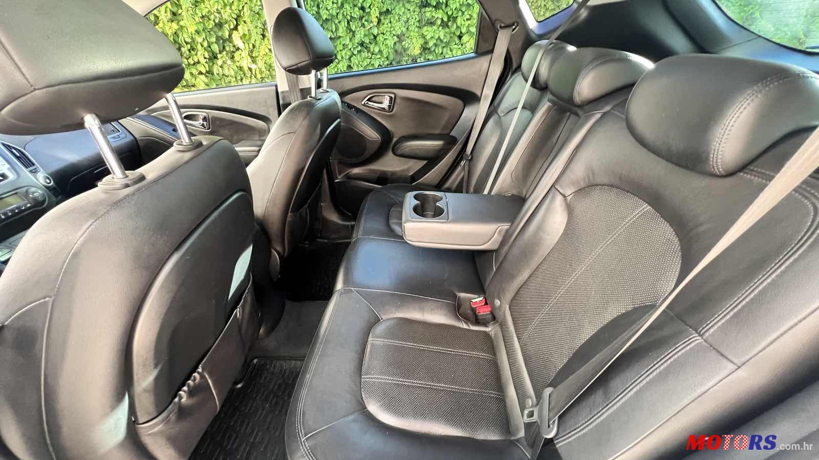 2011' Hyundai ix35 photo #4