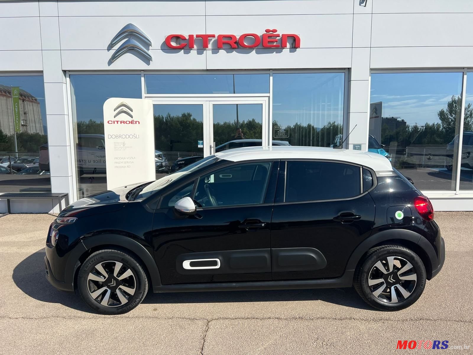 2023' Citroen C3 1,2 Puretech photo #2