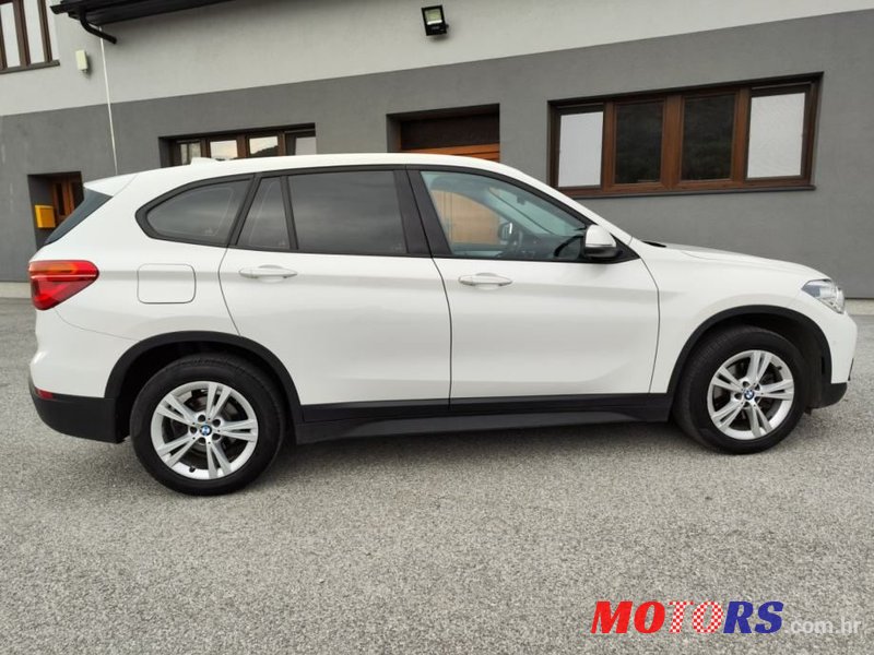 2017' BMW X1 18D photo #4