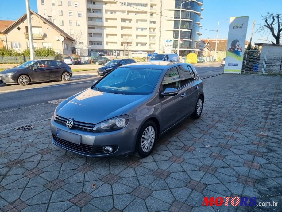 2011' Volkswagen Golf 6 1,6 Tdi photo #1