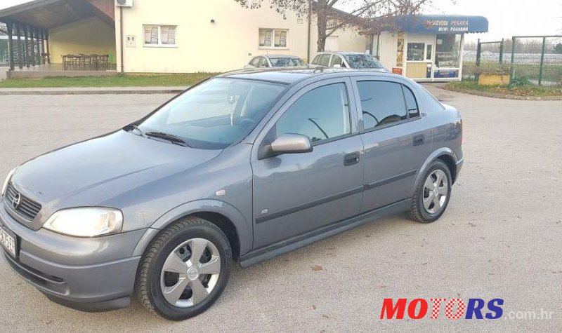 2006' Opel Astra 1,4 photo #1