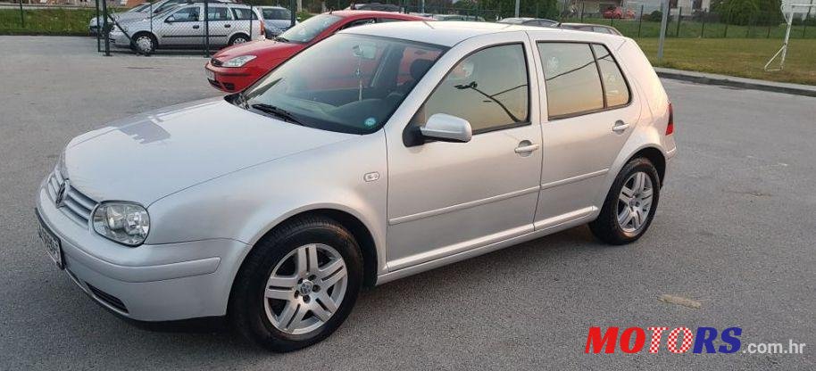 2001' Volkswagen Golf IV 1,9 Tdi photo #1