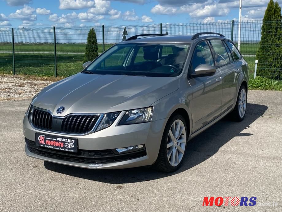 2019' Skoda Octavia Combi photo #1
