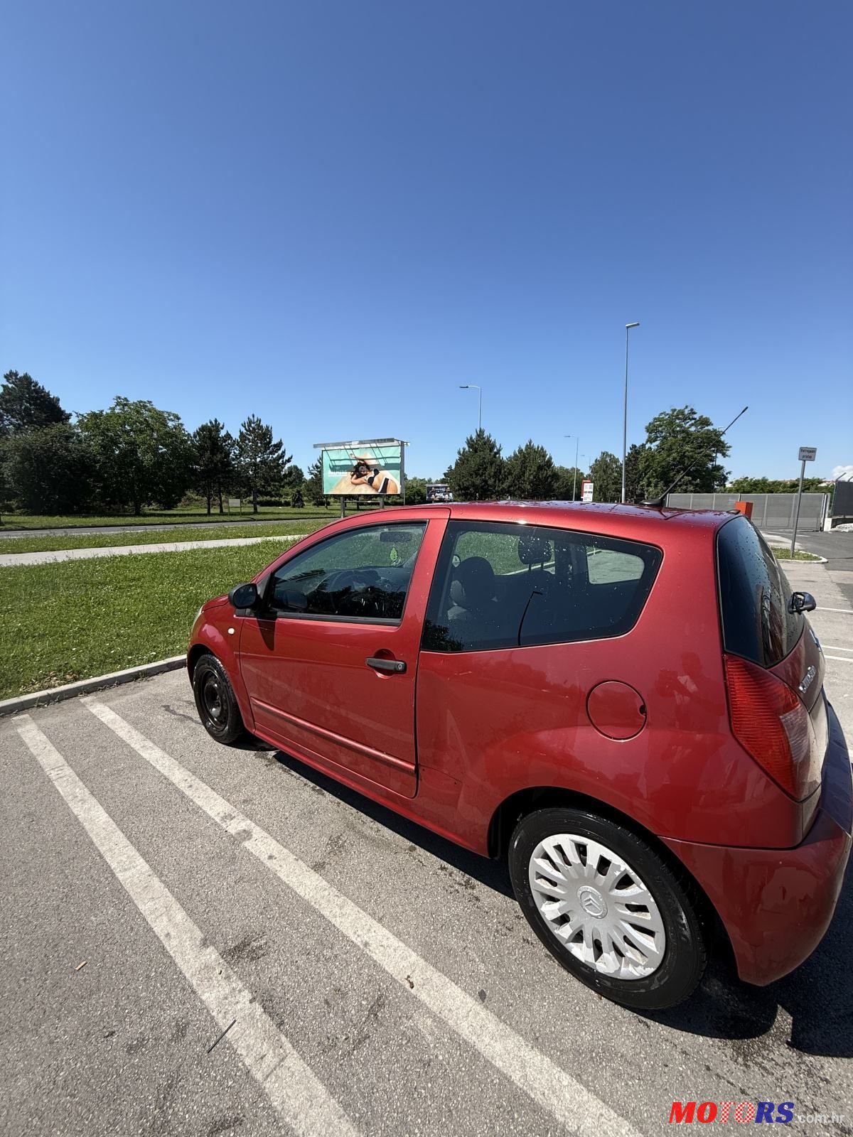 2003' Citroen C2 1.4 I photo #5