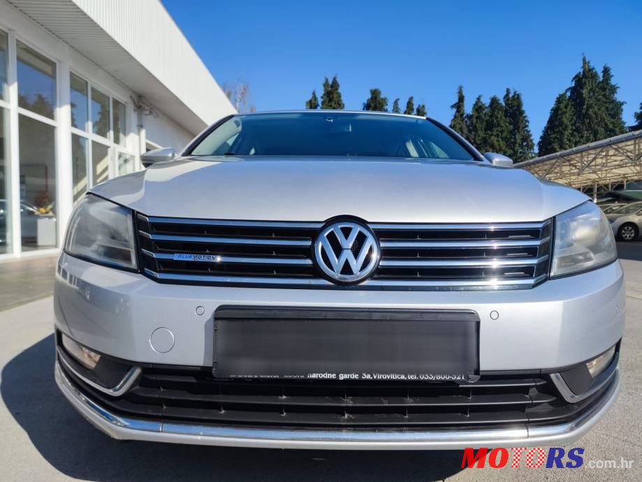 2011' Volkswagen Passat 1,6 Tdi photo #2