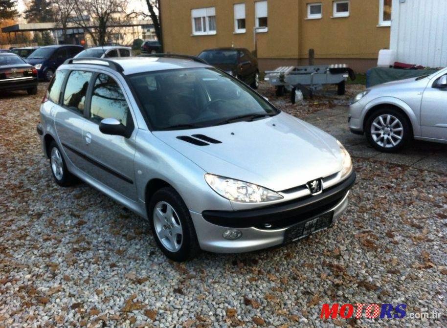 2004' Peugeot 206 206 1,4 Hdi photo #3