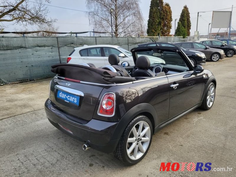 2014' MINI Cabrio Cooper D photo #4