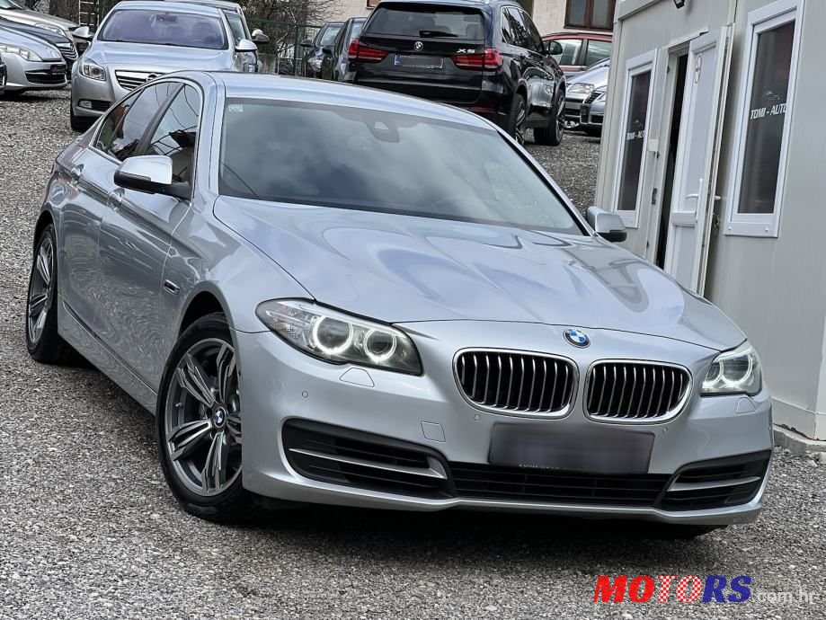 2015' BMW Serija 5 520D photo #1