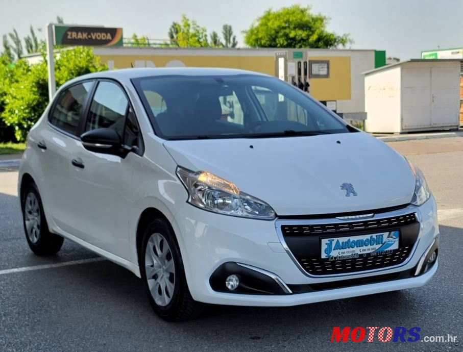 2015' Peugeot 208 photo #4