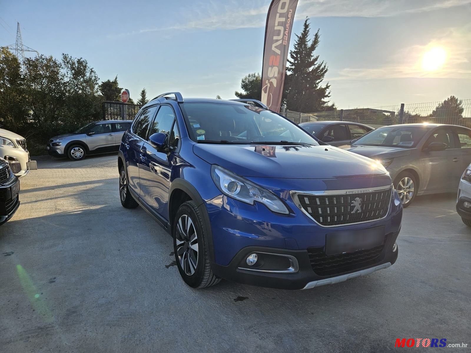 2019' Peugeot 2008 1,5 Bluehdi photo #1