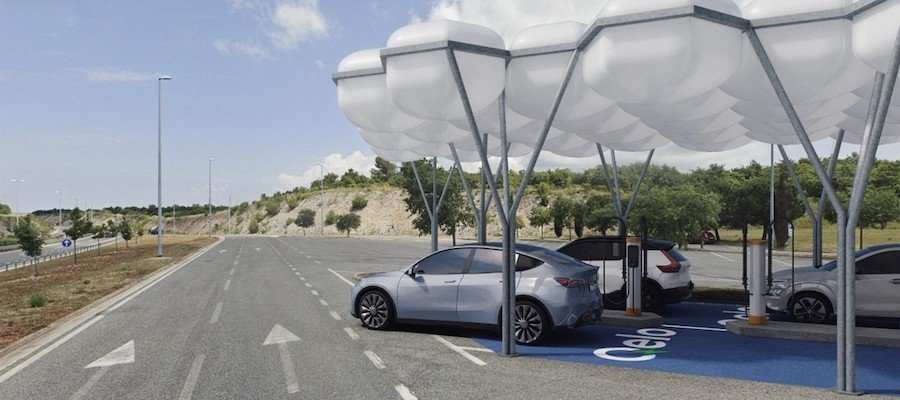 Hrvatski vozači žele električna vozila, ali strahuju od neispravnih punionica i dugih čekanja