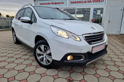 2016' Peugeot 2008 1,2